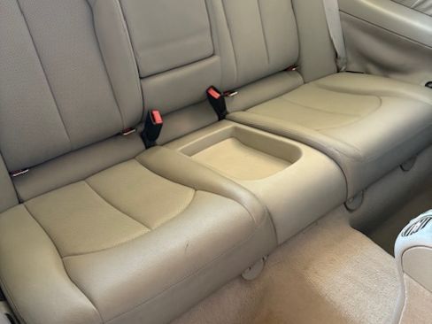 Used 2005 Mercedes-Benz CLK 320 Coupe image 13