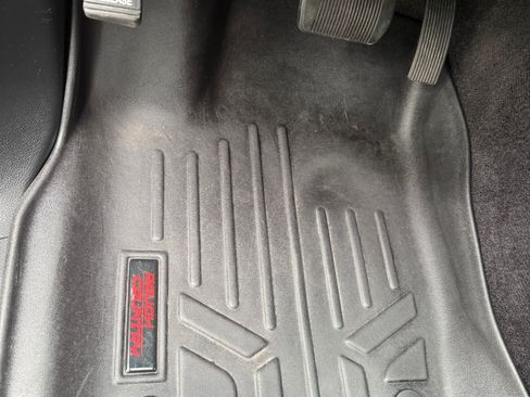 Used 2018 Jeep Grand Cherokee Limited w/ Trailer Tow Group IV image 8