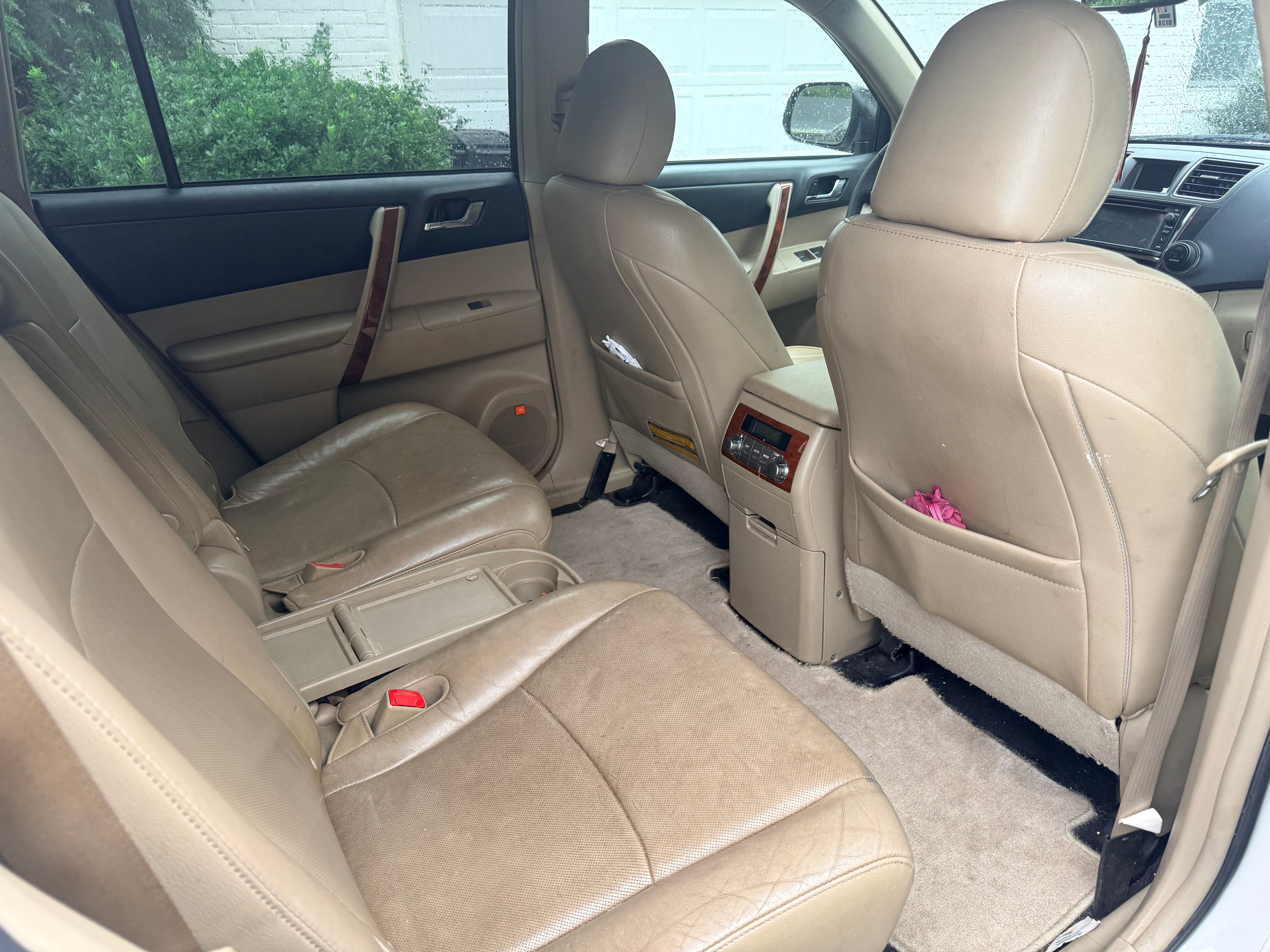 Used 2013 Toyota Highlander Limited AWD/4WD image 8