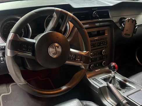 Used 2014 Ford Mustang Shelby GT500 RWD image 10