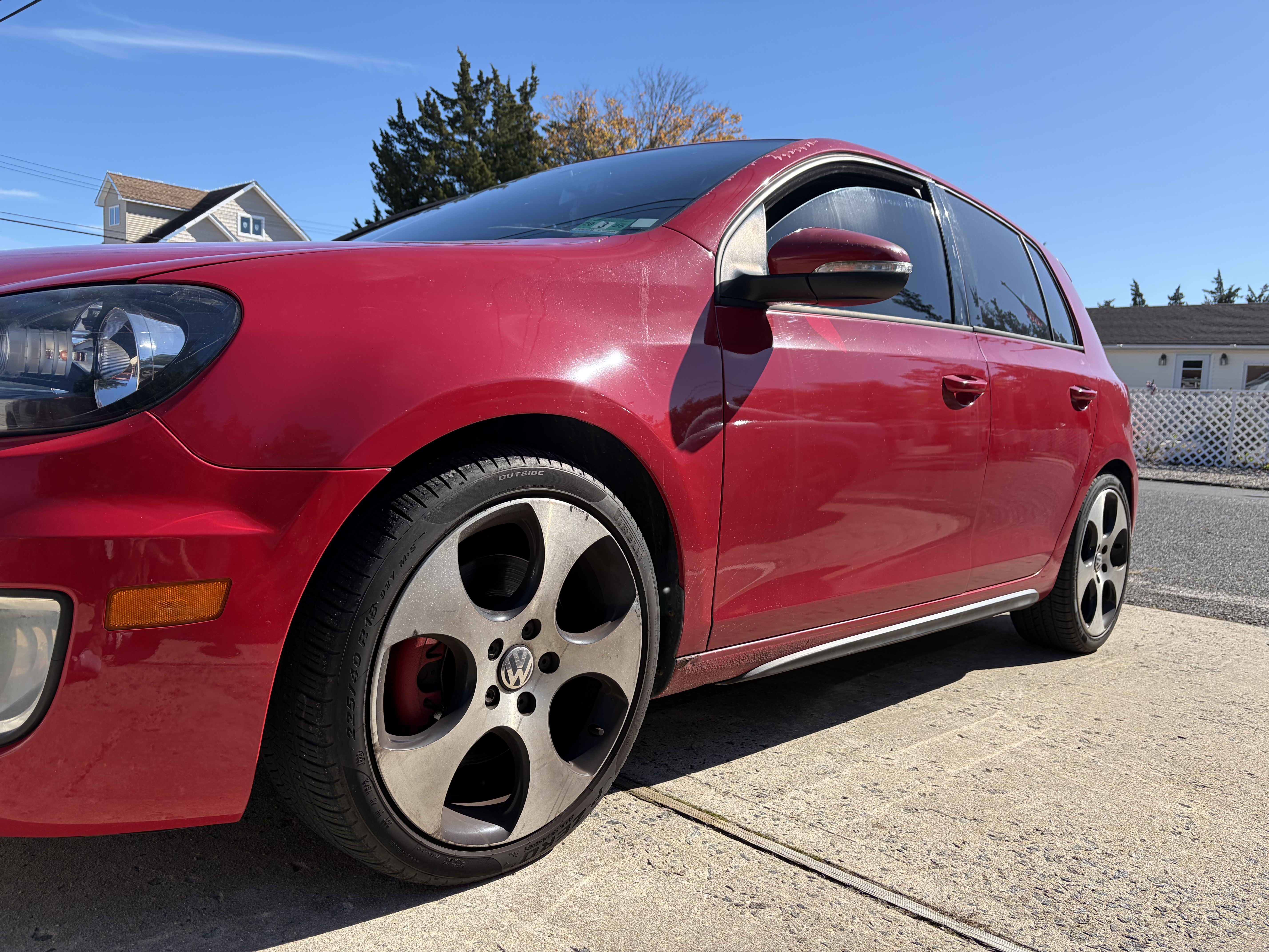 Used 2012 Volkswagen GTI 4-Door FWD image 2