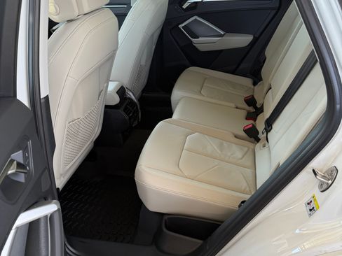 Used 2024 Audi Q3 2.0T Premium Plus image 1