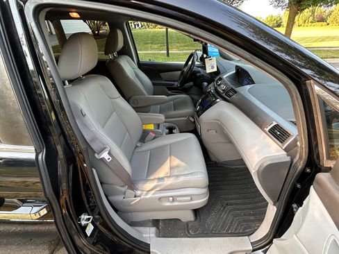 Used 2017 Honda Odyssey EX-L image 15