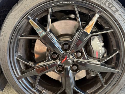 Used 2022 Chevrolet Corvette Stingray Convertible 2D w/ Z51 Performance Package image 22