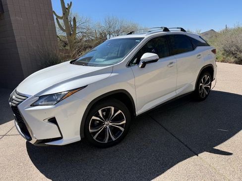 Used 2016 Lexus RX 350 AWD w/ Premium Package image 4