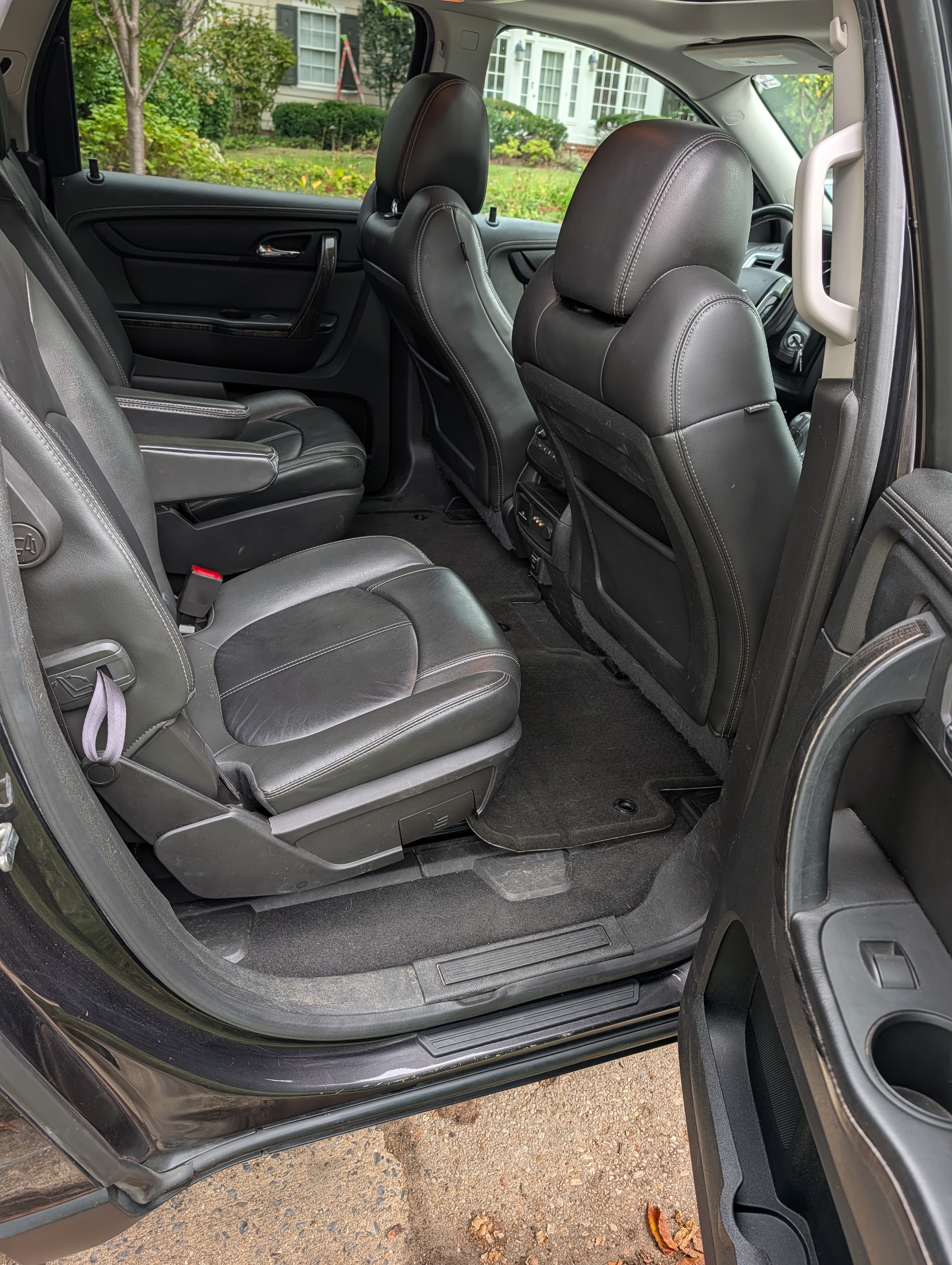 Used 2015 GMC Acadia SLT AWD/4WD image 12