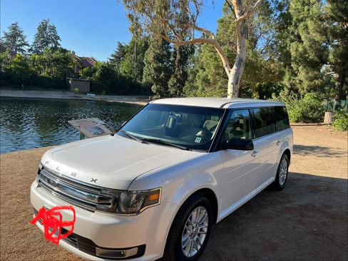 Used 2014 Ford Flex SEL image 13