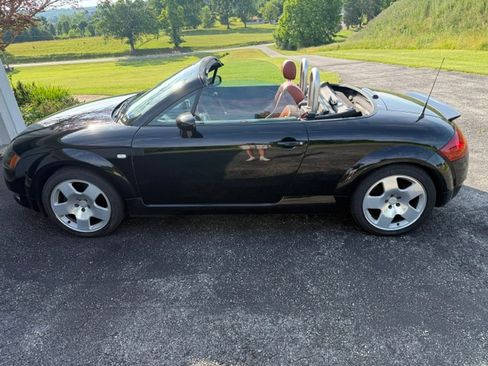 Used 2002 Audi TT 1.8T AWD/4WD image 8