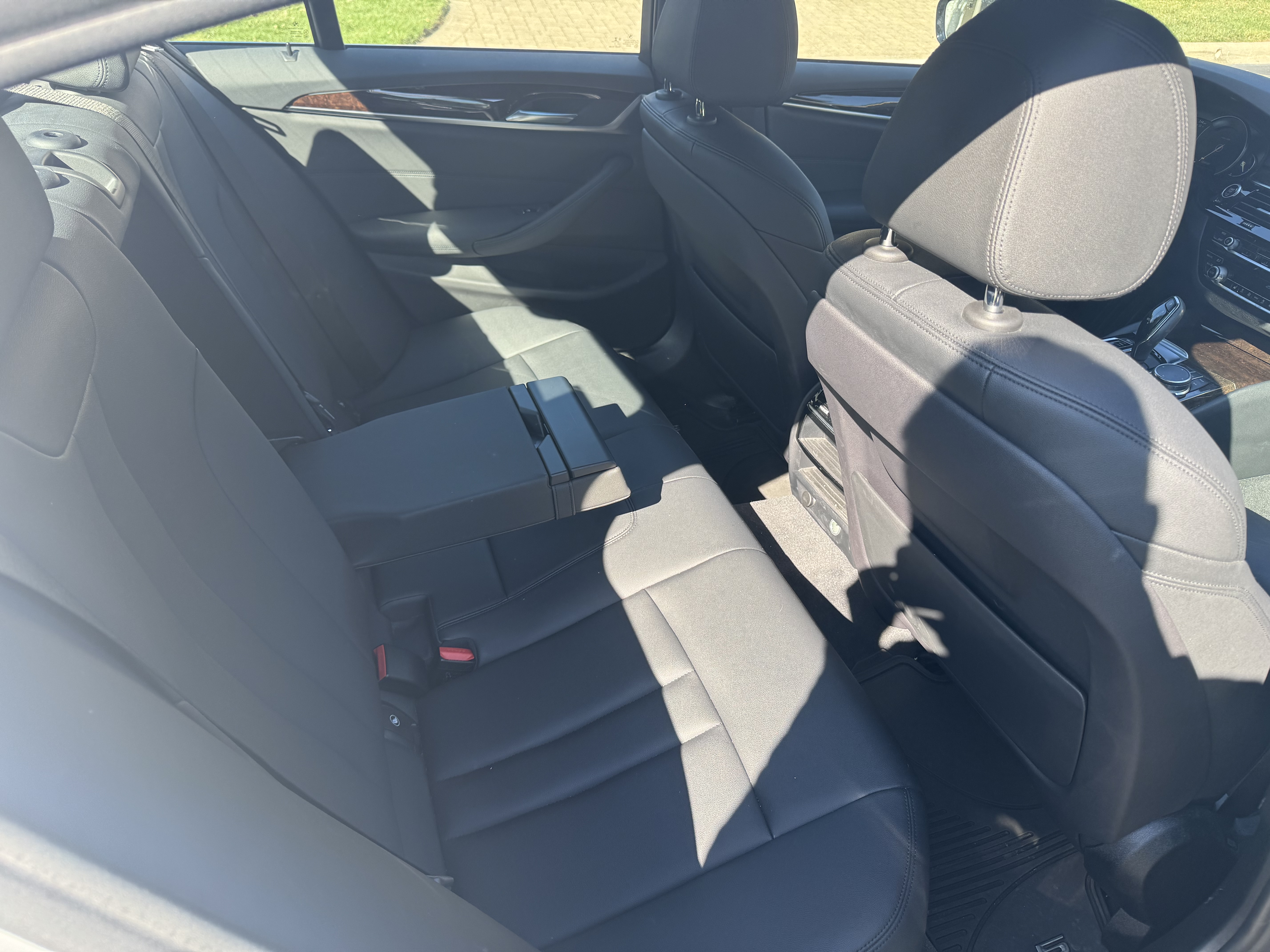 Used 2019 BMW 530i xDrive w/ Premium Package AWD/4WD image 10