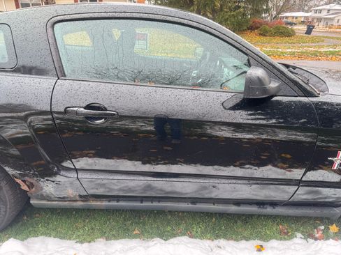 Used 2007 Ford Mustang Coupe image 2