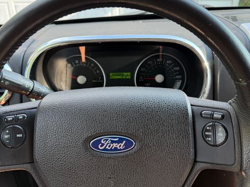 Used 2008 Ford Explorer XLT AWD/4WD image 5