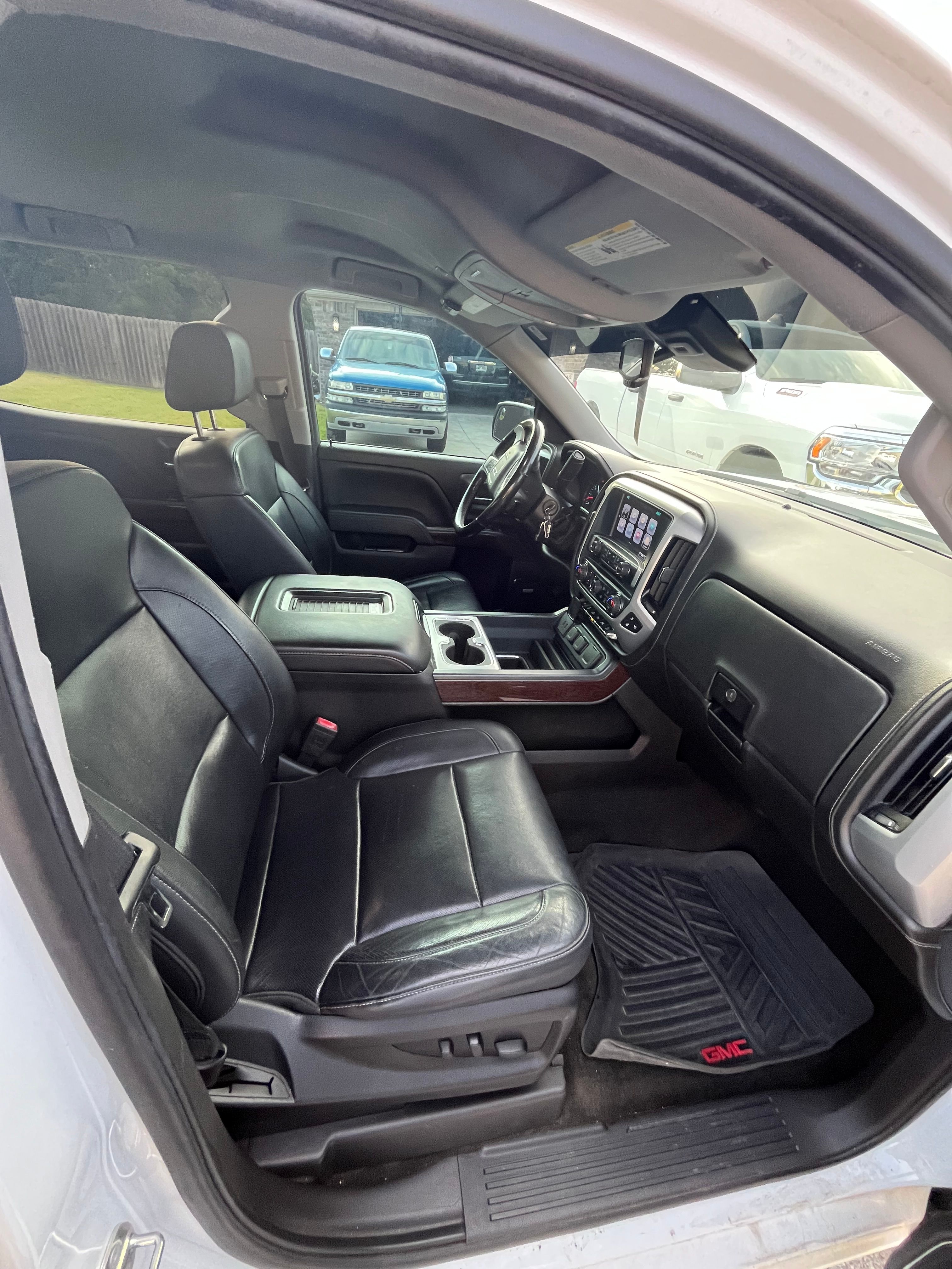 Used 2018 GMC Sierra 1500 SLT w/ Texas SLT Premium Package AWD/4WD image 9