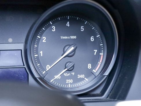 Used 2011 BMW Z4 sDrive35i image 19