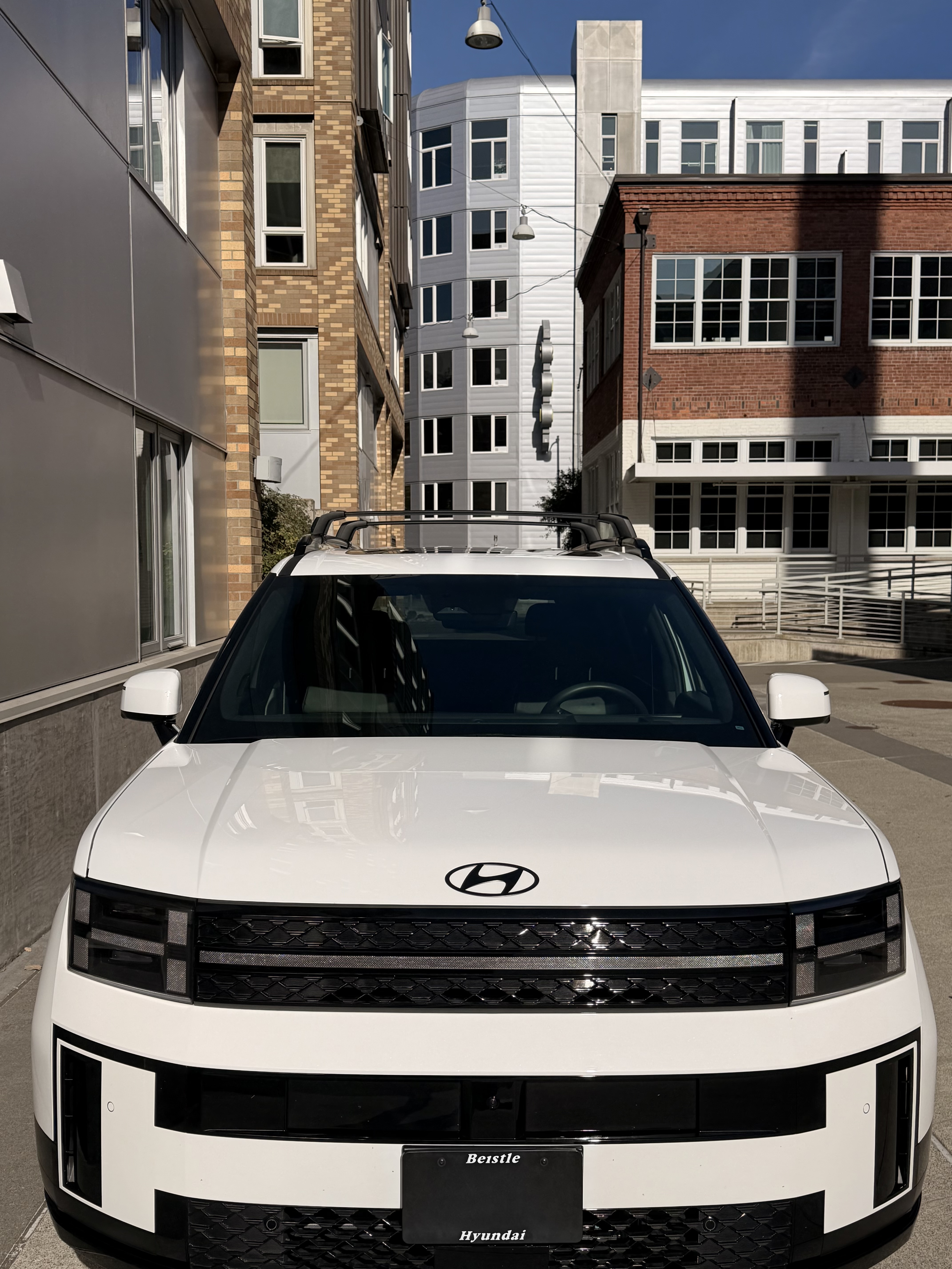 Used 2025 Hyundai Santa Fe Calligraphy AWD/4WD image 1