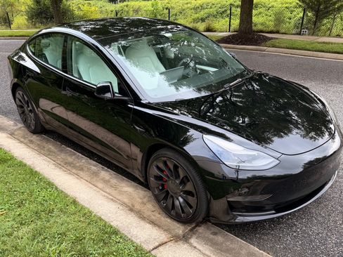Used 2023 Tesla Model 3 Performance AWD/4WD image 1