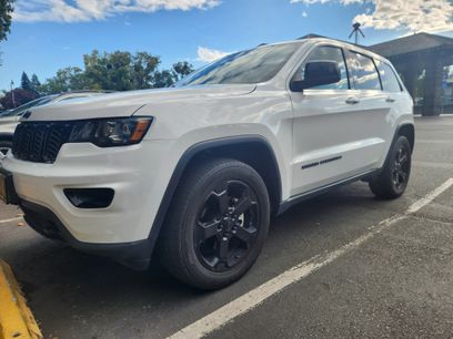 Used 2019 Jeep Grand Cherokee Laredo