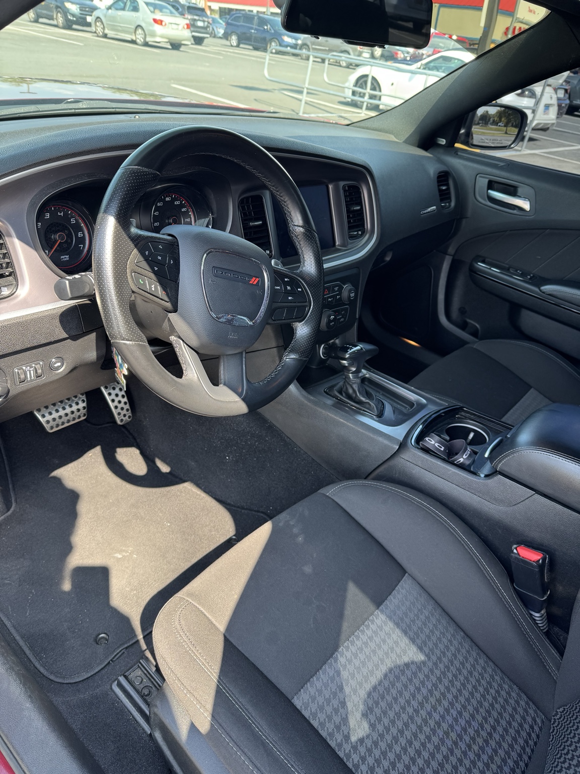 Used 2021 Dodge Charger R/T w/ Blacktop Package RWD image 9