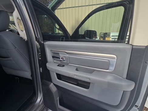 Used 2013 RAM 1500 Big Horn image 19
