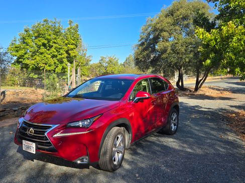 Used 2017 Lexus NX 200t AWD w/ Premium Package image 1