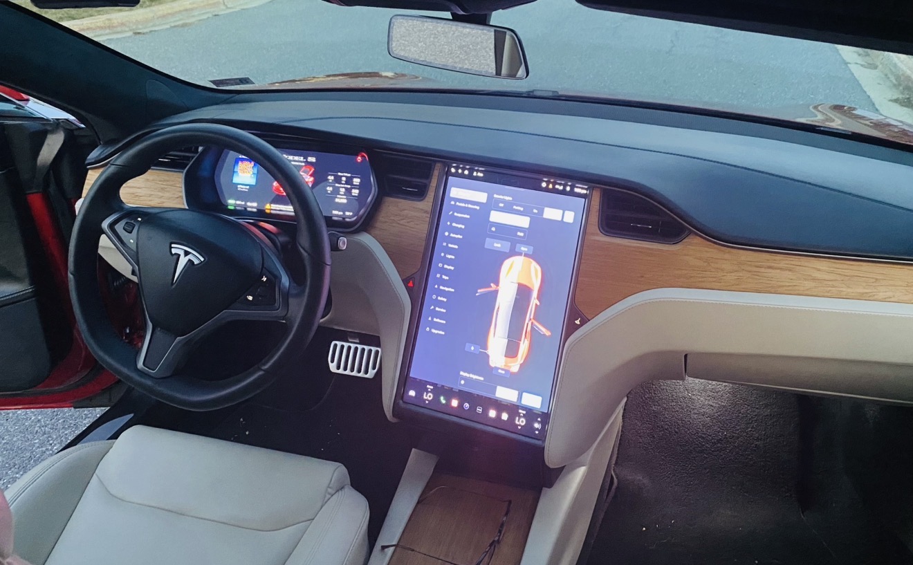 Used 2020 Tesla Model S Long Range Plus AWD/4WD image 9