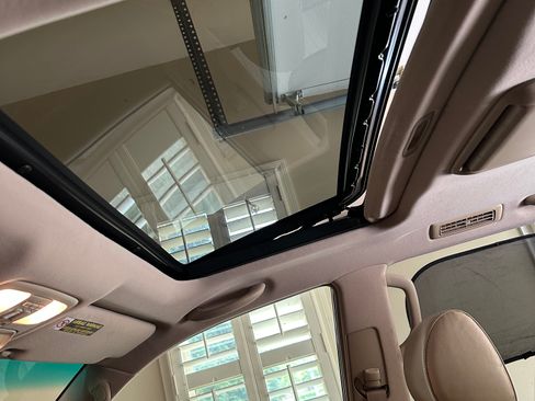 Used 2005 Lexus GX 470 image 12