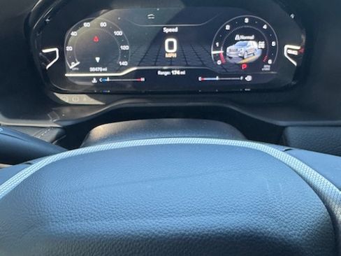 Used 2023 GMC Yukon Denali w/ Max Trailering Package AWD/4WD image 12