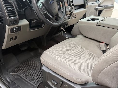 Used 2020 Ford F150 XLT w/ Equipment Group 302A Luxury AWD/4WD image 6