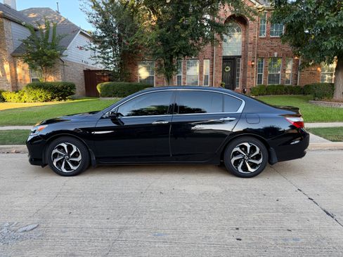 Used 2016 Honda Accord EX-L image 1