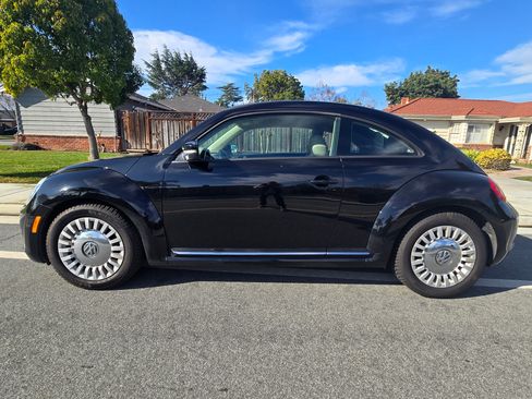 Used 2015 Volkswagen Beetle 1.8T image 2