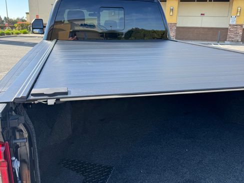 Used 2023 Ford F350 Platinum image 8