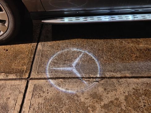 Used 2017 Mercedes-Benz GLS 450 4MATIC image 13