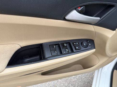 Used 2011 Honda Accord LX image 34