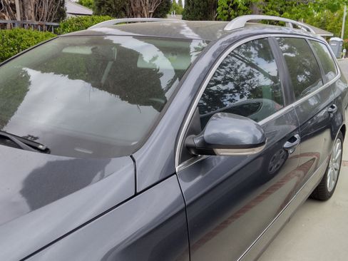 Used 2010 Volkswagen Passat Komfort image 2