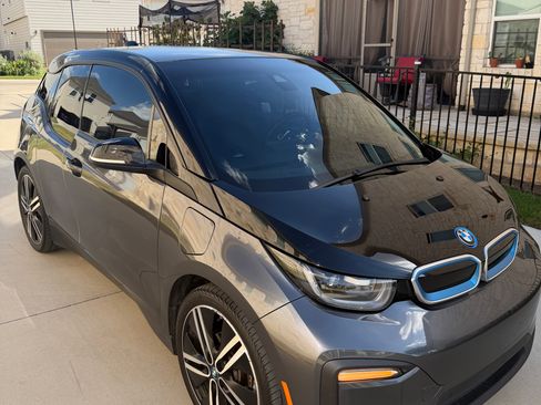 Used 2018 BMW i3 RWD image 1