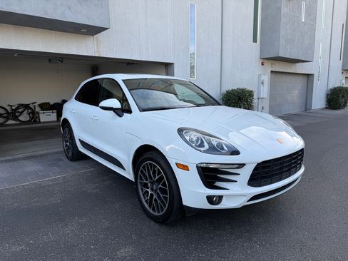 Used 2017 Porsche Macan S image 4