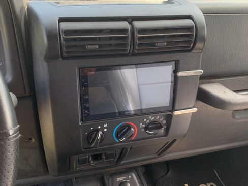 Used 2001 Jeep Wrangler Sport image 14