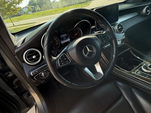 Used 2018 Mercedes-Benz GLC 300 4MATIC image 14