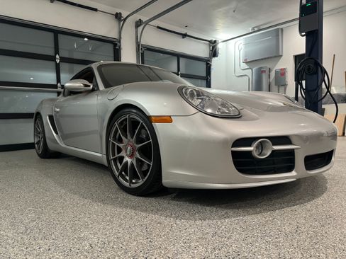 Used 2007 Porsche Cayman S RWD image 9
