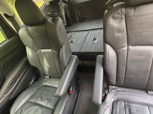 Used 2020 Subaru Ascent Limited w/ Technology Package image 9