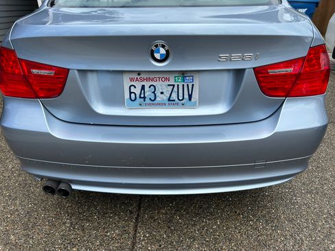 Used 2010 BMW 328i xDrive Sedan AWD/4WD image 10