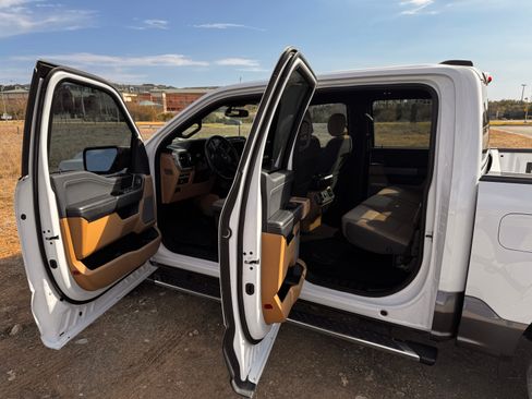 Used 2021 Ford F150 XLT w/ Equipment Group 302A High image 10