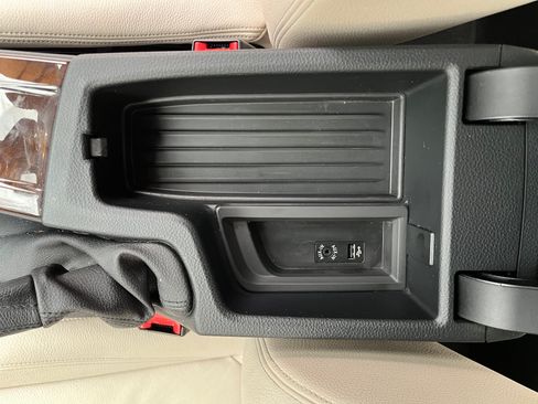 Used 2016 BMW 340i xDrive Sedan AWD/4WD image 18