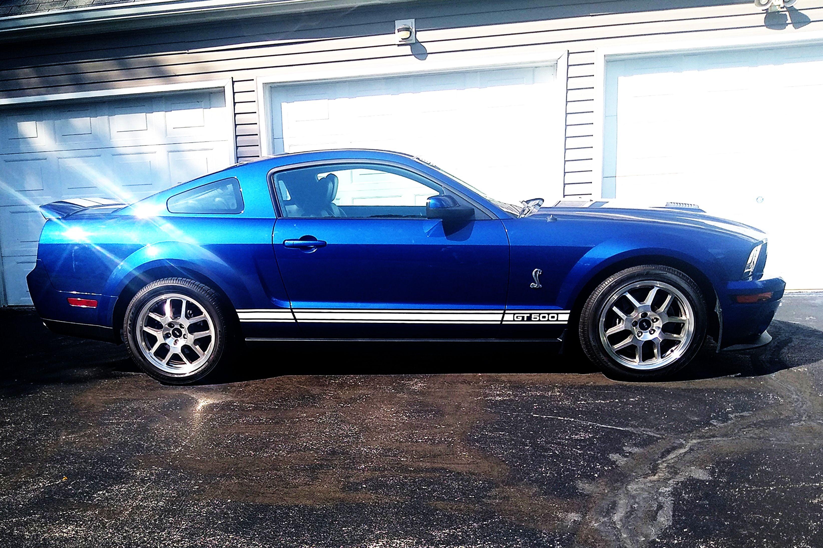 Used 2007 Ford Mustang Shelby GT500 RWD image 1