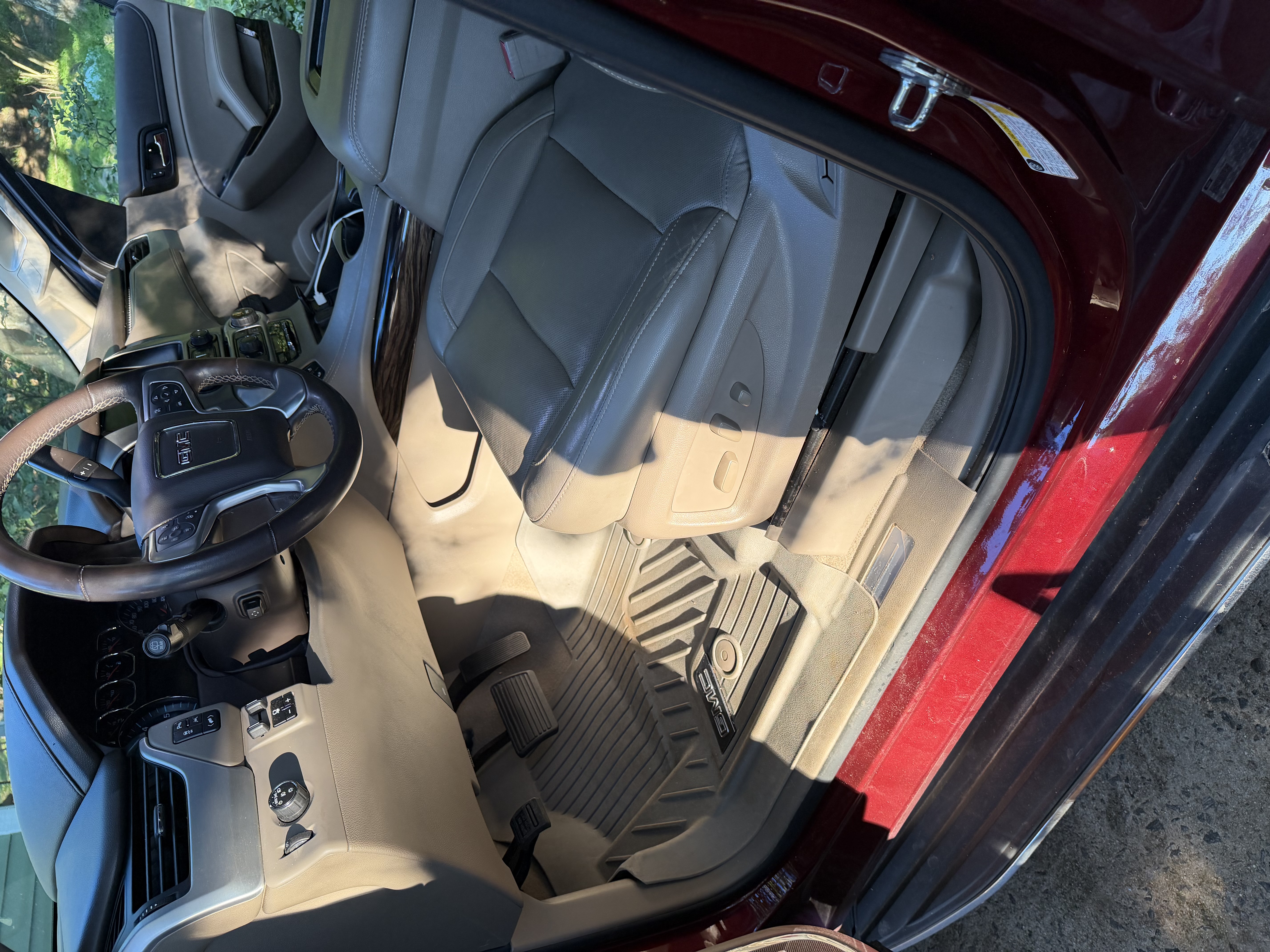 Used 2019 GMC Yukon SLT w/ HD Trailering Package RWD image 8