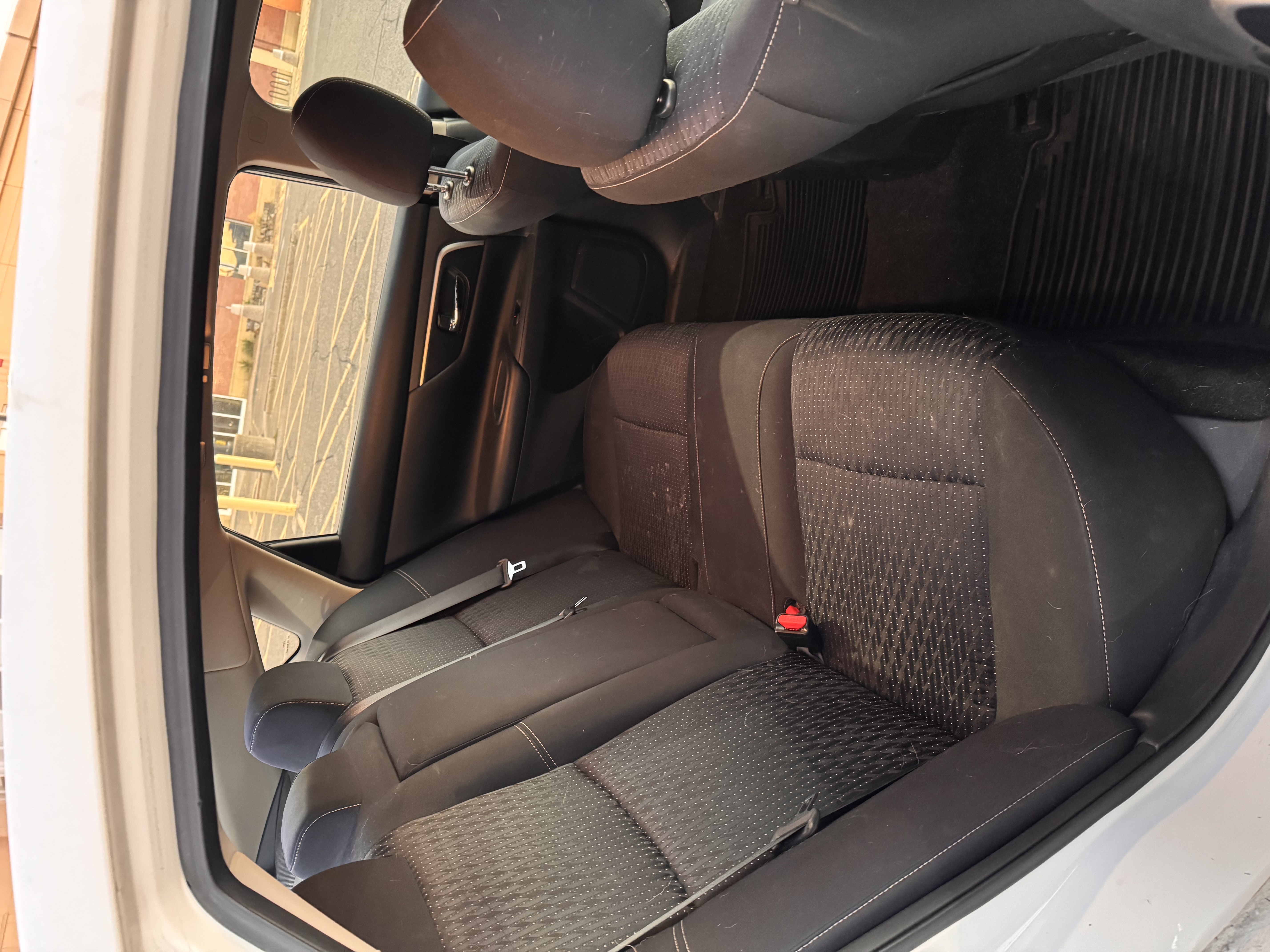 Used 2016 Nissan Altima 2.5 SV FWD image 13