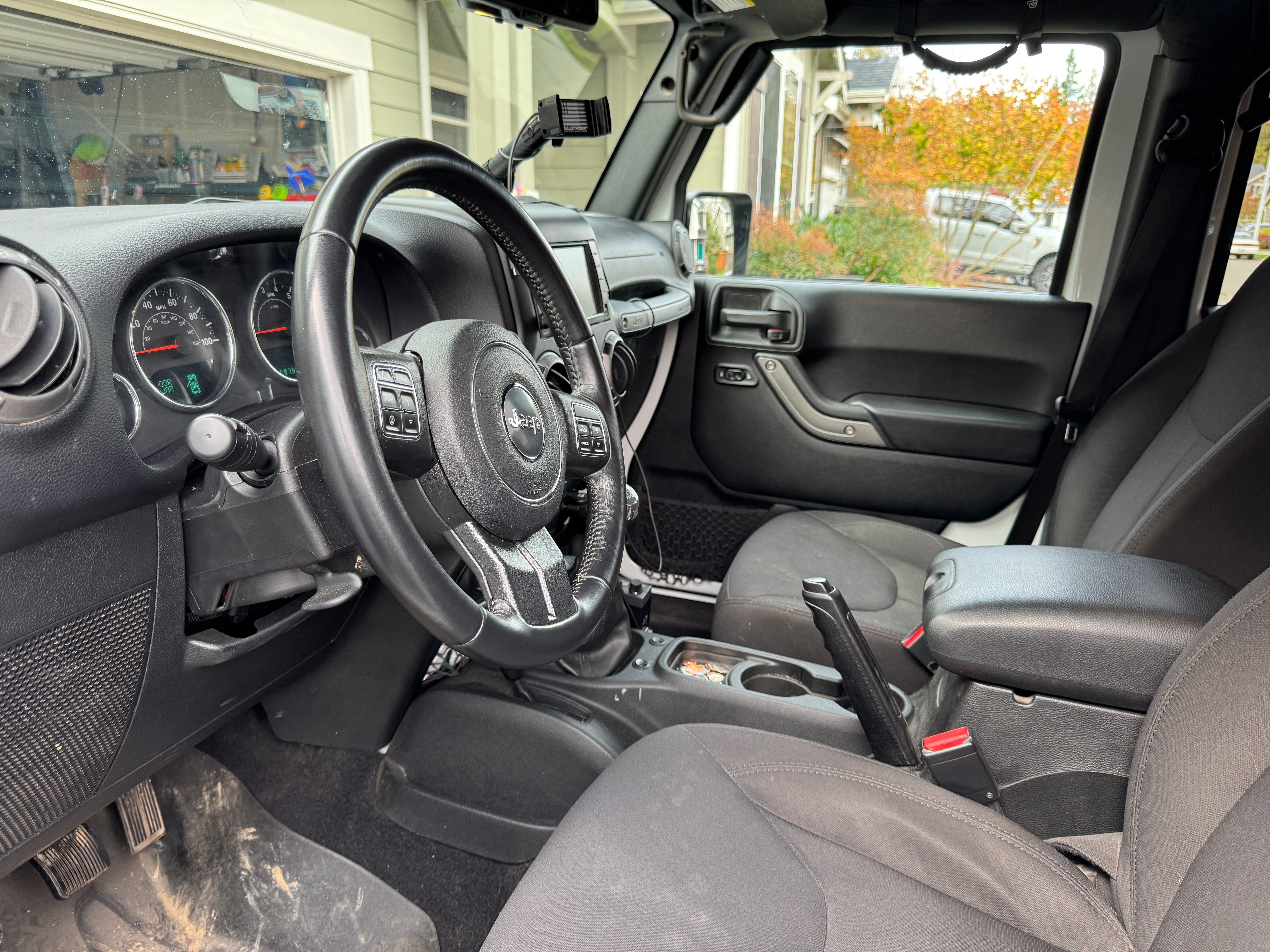 Used 2017 Jeep Wrangler Unlimited Sport w/ Quick Order Package 23S AWD/4WD image 9