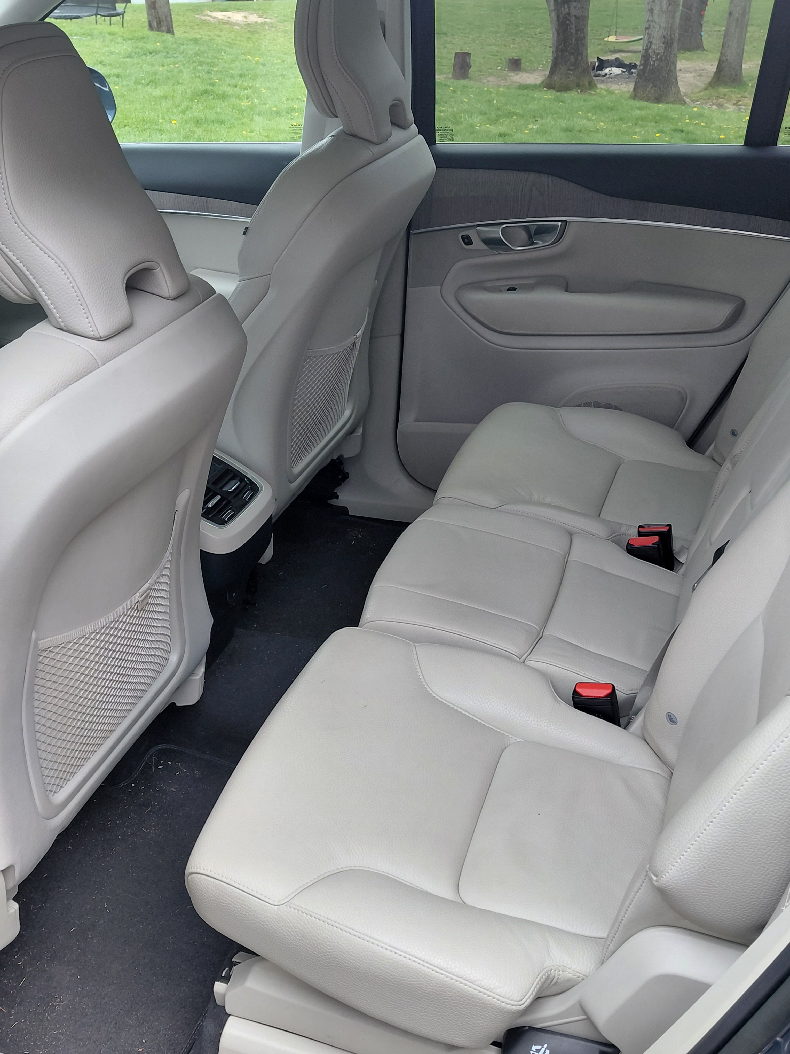 Used 2023 Volvo XC90 B6 Plus AWD/4WD image 17