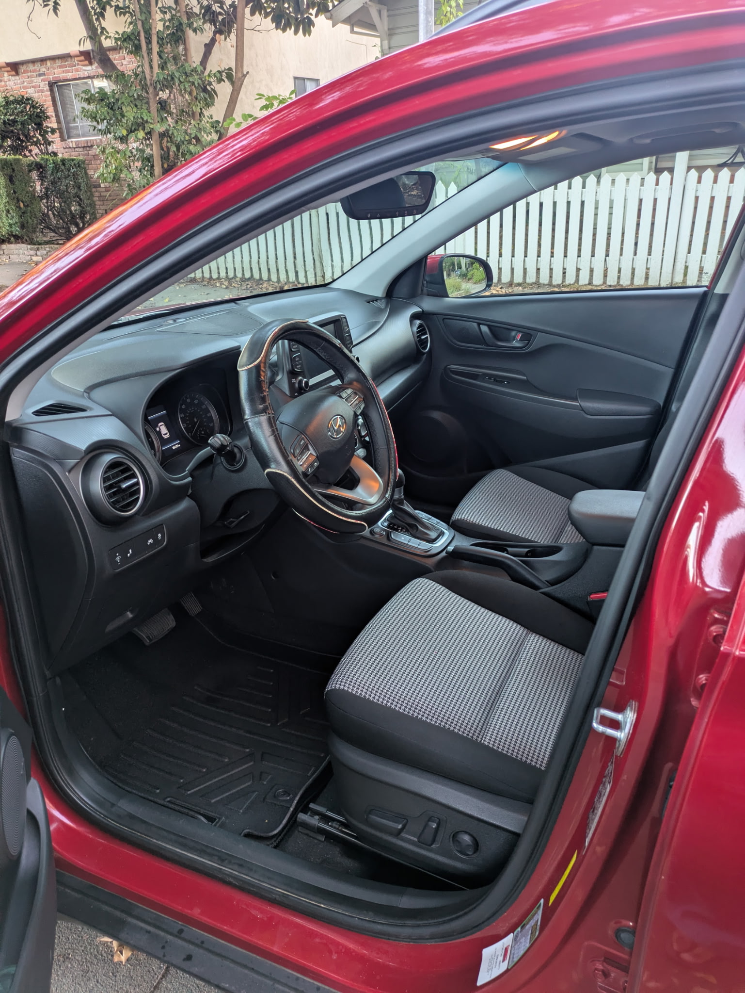 Used 2021 Hyundai Kona SEL Plus AWD/4WD image 8