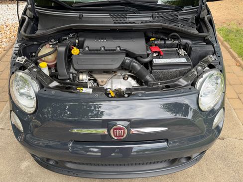 Used 2018 FIAT 500 Lounge FWD image 28