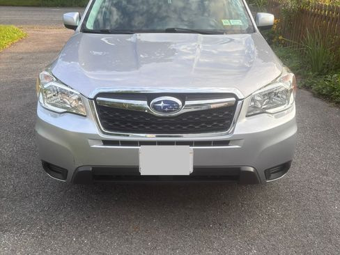 Used 2016 Subaru Forester 2.5i Premium AWD/4WD image 10